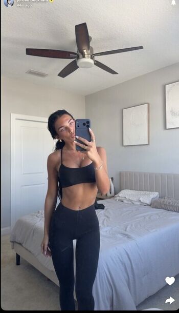 Full leaked Jordan beckham private photo