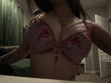 Full leaked Joyssie private photo