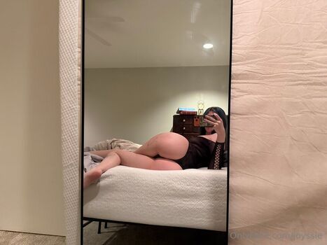 Full leaked Joyssie private photo