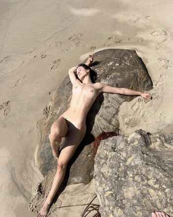 Full leaked Jules ari private photo