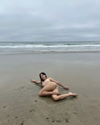 Full leaked Jules ari private photo