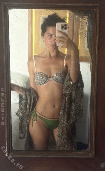 Full leaked Jules leblanc private photo