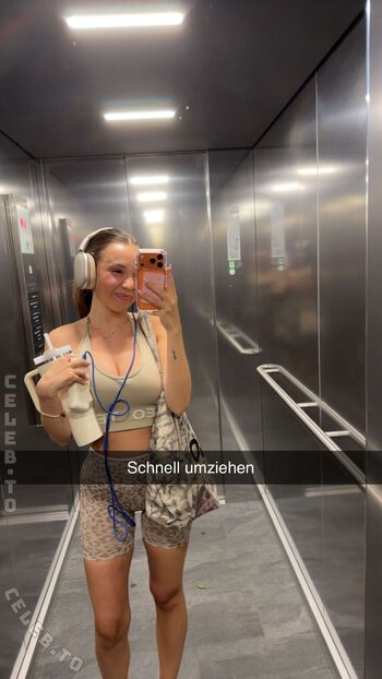 Full leaked Julesboringlife private photo