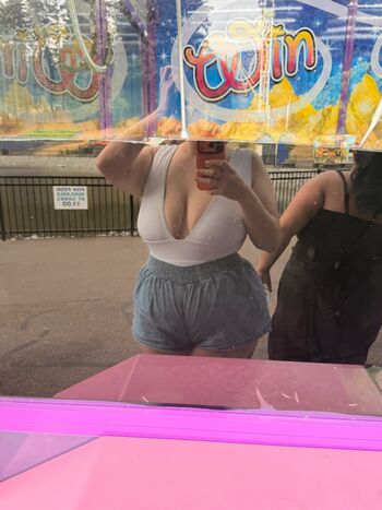 Full leaked Julesyfoolsy private photo