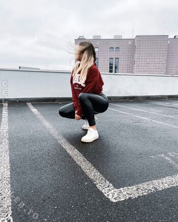 Full leaked Julia private photo