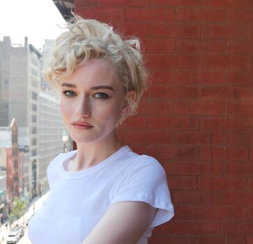 Julia Garner
