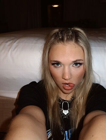 Full leaked Julia hart private photo