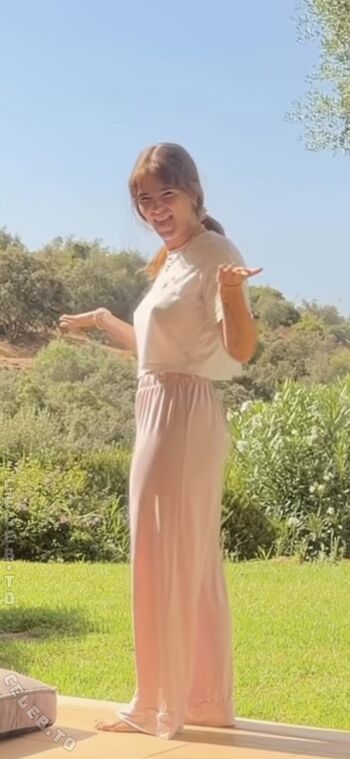 Full leaked Julia schulze private photo