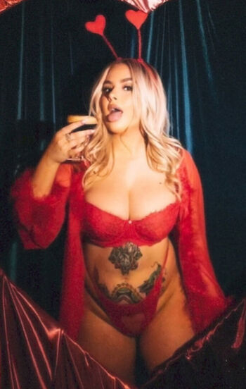 Full leaked Julia vain private photo