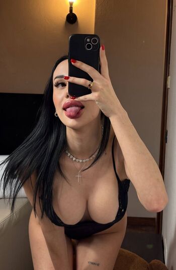 Full leaked Julia voss private photo