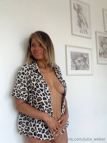 julia_weber