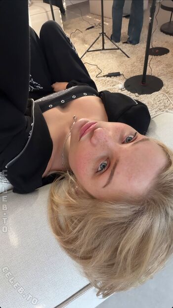 Full leaked Julia wulf page private photo