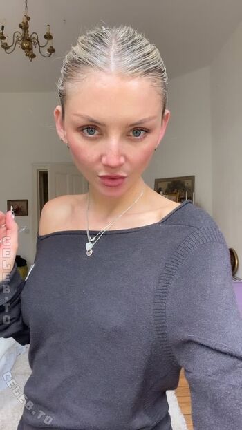 Full leaked Julia wulf private photo