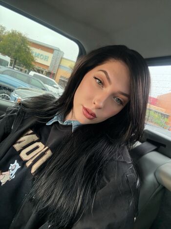 Full leaked Juliakins private photo