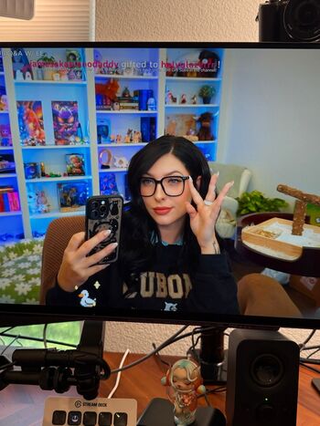 Full leaked Juliakins private photo