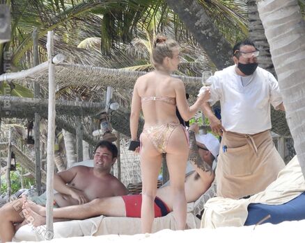 Full leaked Julianne hough private photo