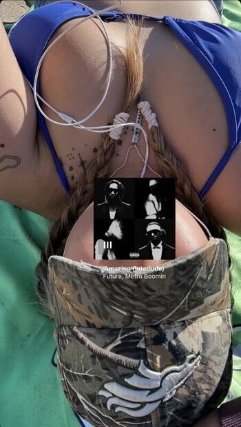 Full leaked Julianne private photo