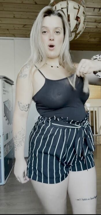 Full leaked Juliedml private photo