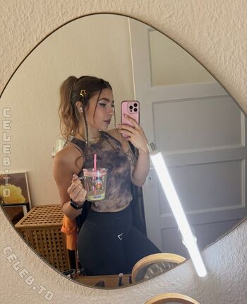 Full leaked Junicats private photo