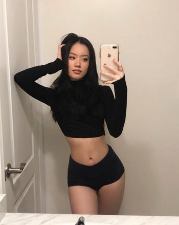Full leaked Junoave private photo