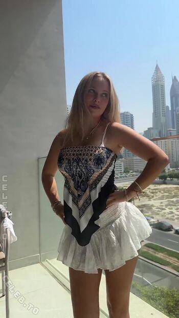 Full leaked Justfranzi x private photo