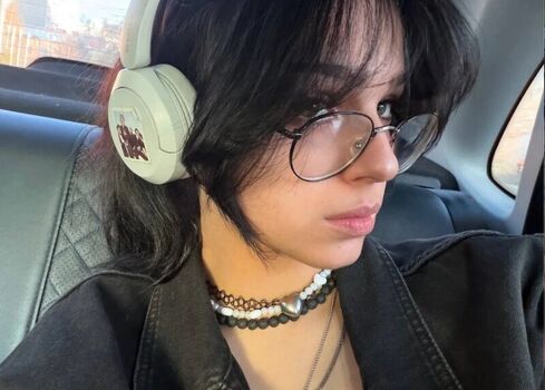 Full leaked Justholly private photo
