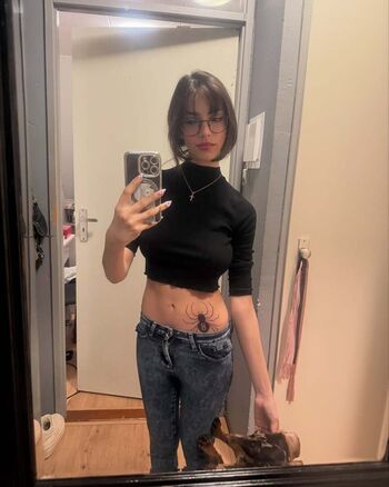 Full leaked K chw private photo