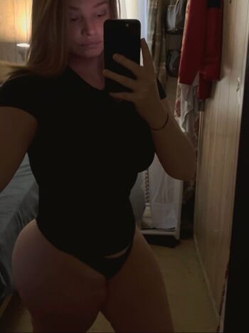 Full leaked K duck private photo