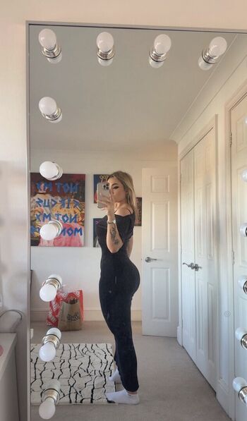 Full leaked K hh page private onlyfans photo