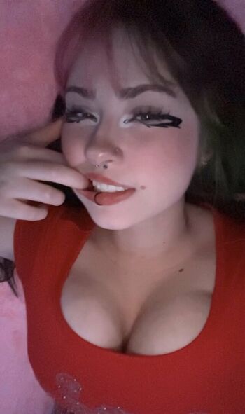 Full leaked Kttyvee private photo
