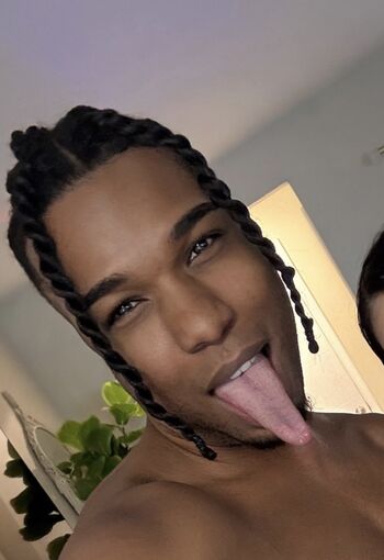 Full leaked Kaby snow private photo