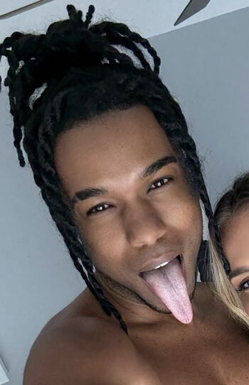 Full leaked Kaby snow private photo