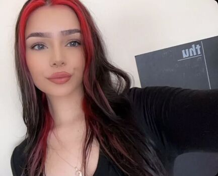 Leaked Darklory/ private photo viral onlyfans