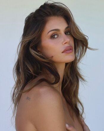 Full leaked Kaia gerber private photo