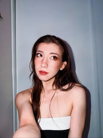 Full leaked Kaisa private photo