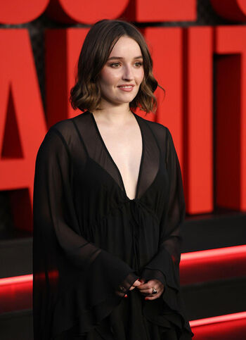 Kaitlyn Dever