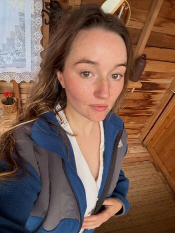 Full leaked Kaitlyn dever private photo