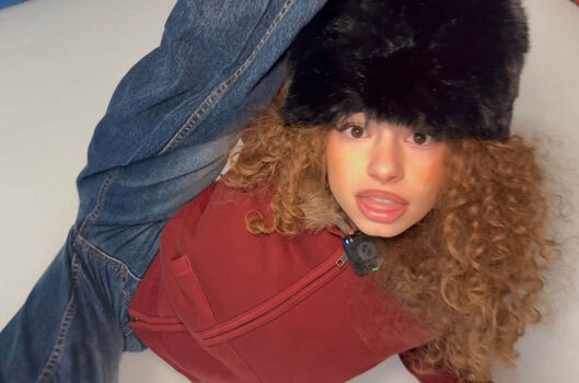 Full leaked Kalogeras sisters private photo