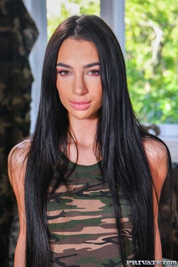 Full leaked Kama oxi private photo
