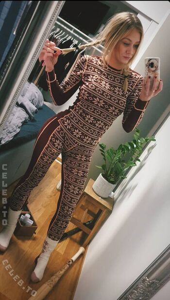 Full leaked Kandyland private photo