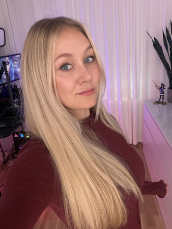 Full leaked Kandyland private photo