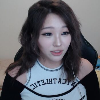 Kang Hee Yoon