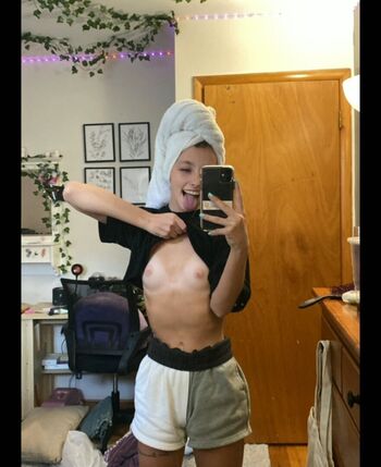 Full leaked Kara gallegly private photo