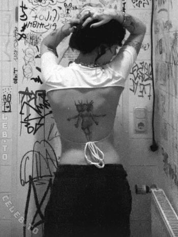 Full leaked Karamelisiertt private photo