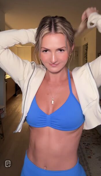 Full leaked Kararoselynd private photo