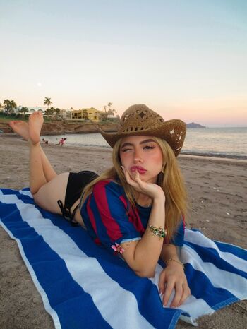 Full leaked Karen torres private photo