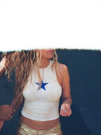 Full leaked Karol g private photo