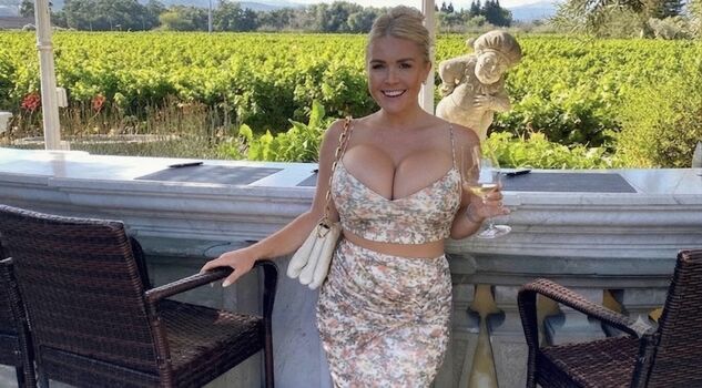 Full leaked Karoline leavitt private photo