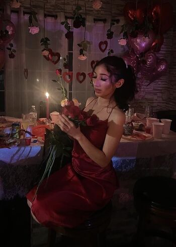Full leaked Karolyn page private photo