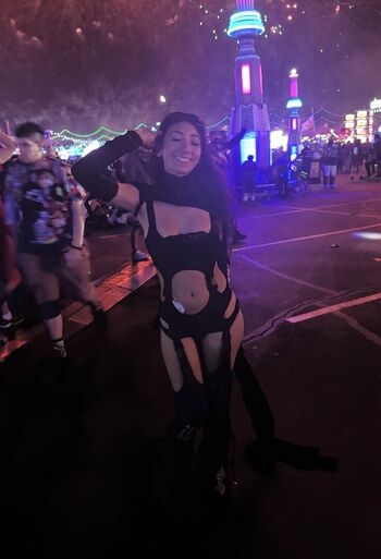 Full leaked Karolyn private photo